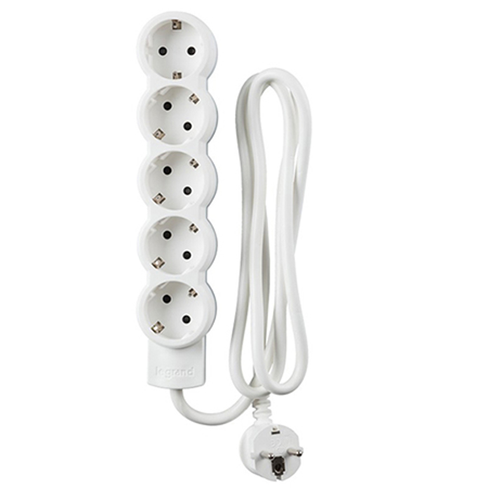 Slika Produžni kabl sa 5 utičnica STD 5×2P+E 1.5 m beli Legrand 694555